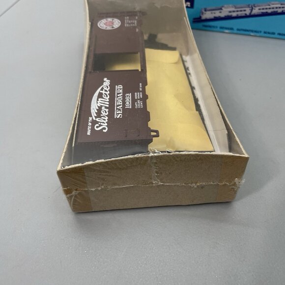Vintage HO Athearn Bev-Bel Seaboard 19663 40’ Boxcar Train Car Kit Silver Meteor - Picture 4 of 9